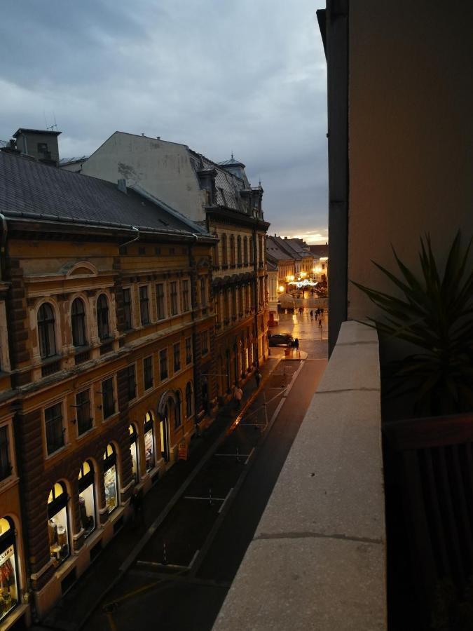 Centrum11 Pecs Exterior photo